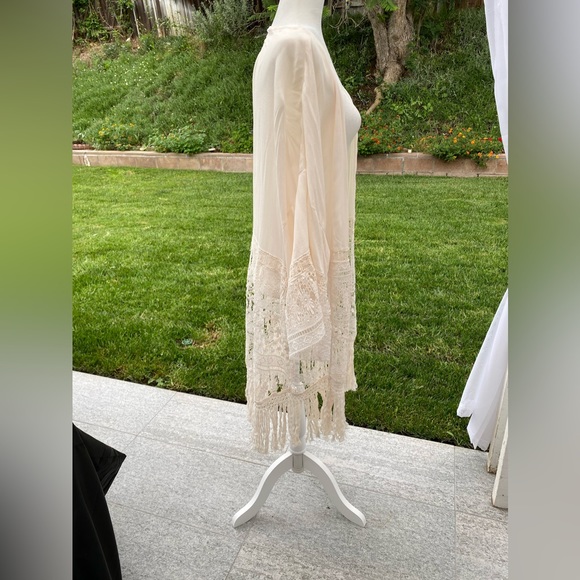 NWT Xhilaration BOHO top/ bathing suit cover up. - Picture 3 of 5